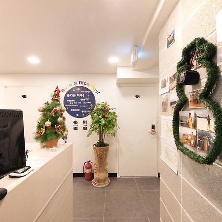 K-Guesthouse Insadong 2 Myeongdong Сеул Екстер'єр фото