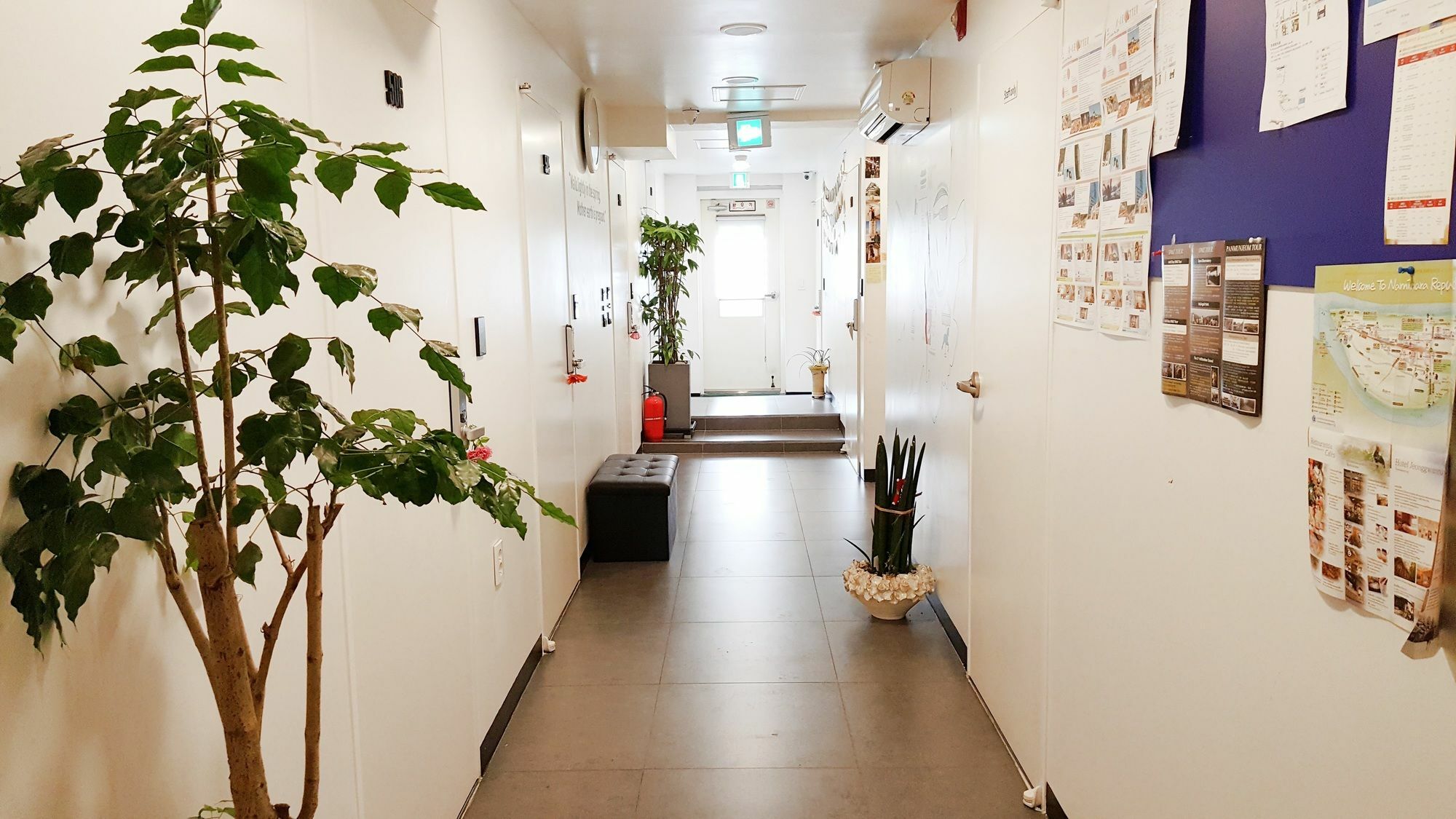 K-Guesthouse Insadong 2 Myeongdong Сеул Екстер'єр фото